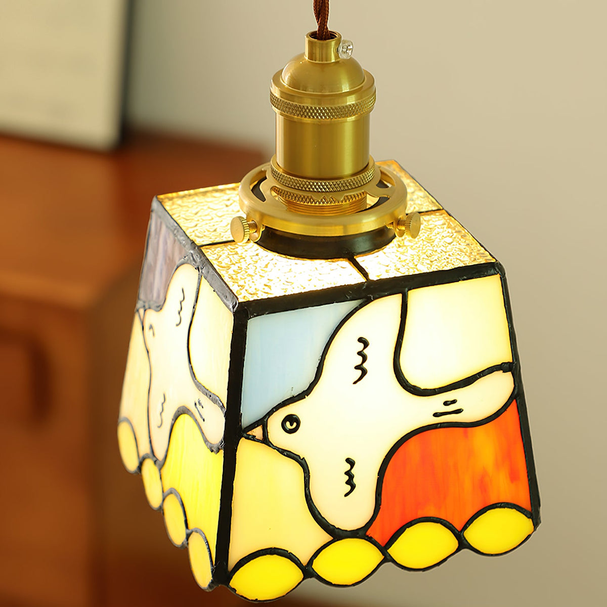Miroa Glass Pendant Lamp — product view 8