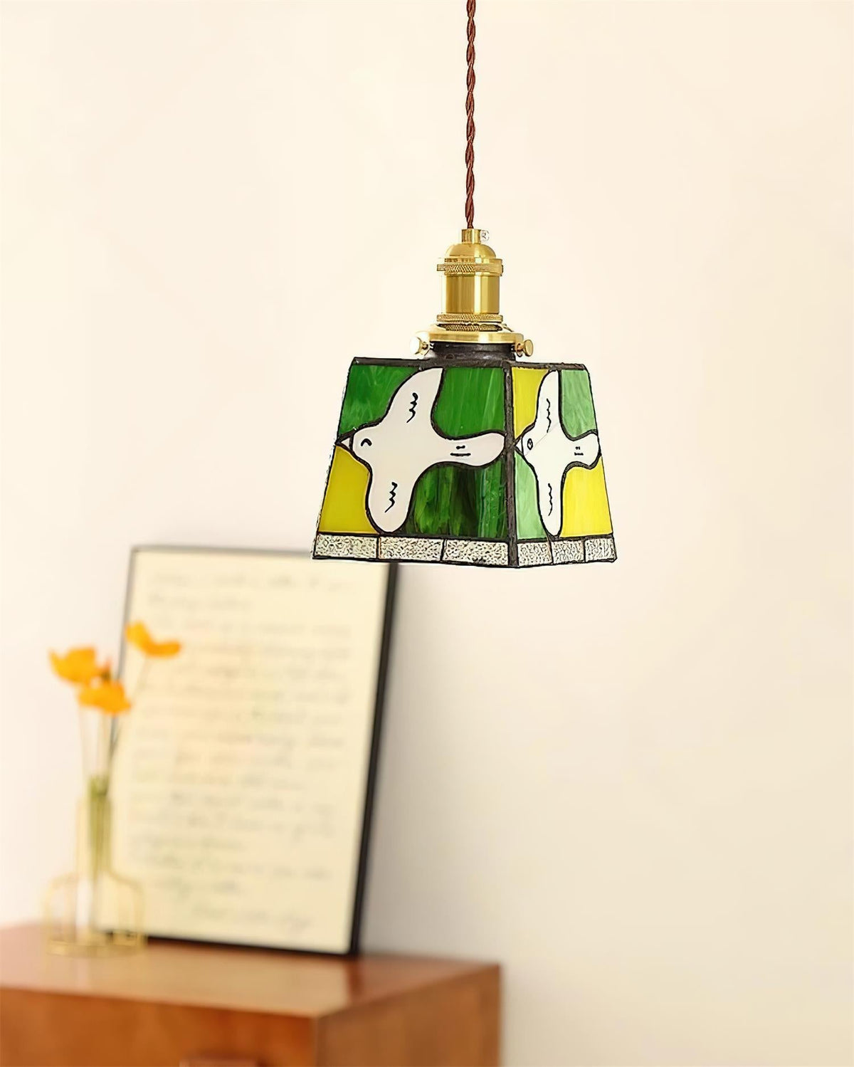 Miroa Glass Pendant Lamp — product view 9