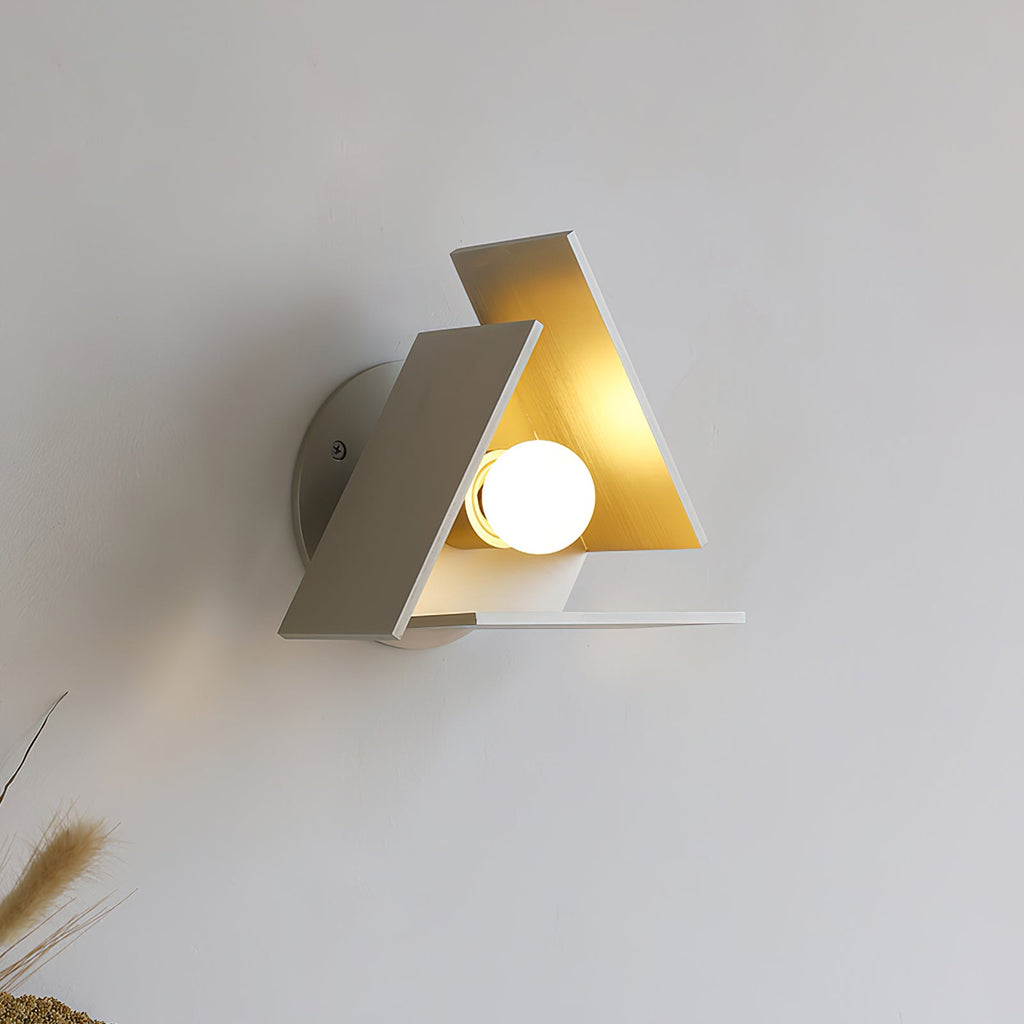 Vanta Metal Wall Lamp — product view 2