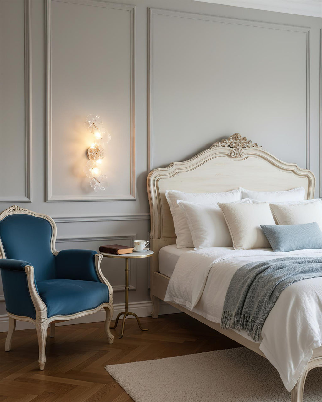 Virelle Wall Lamp — product view 4