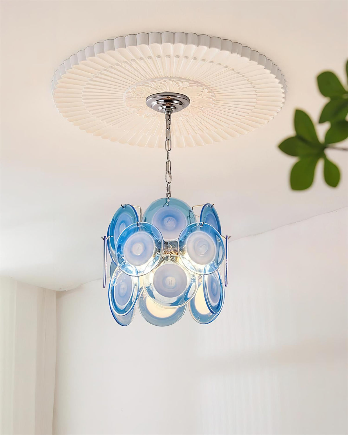 Delmar Glass Pendant Lamp — product view 3