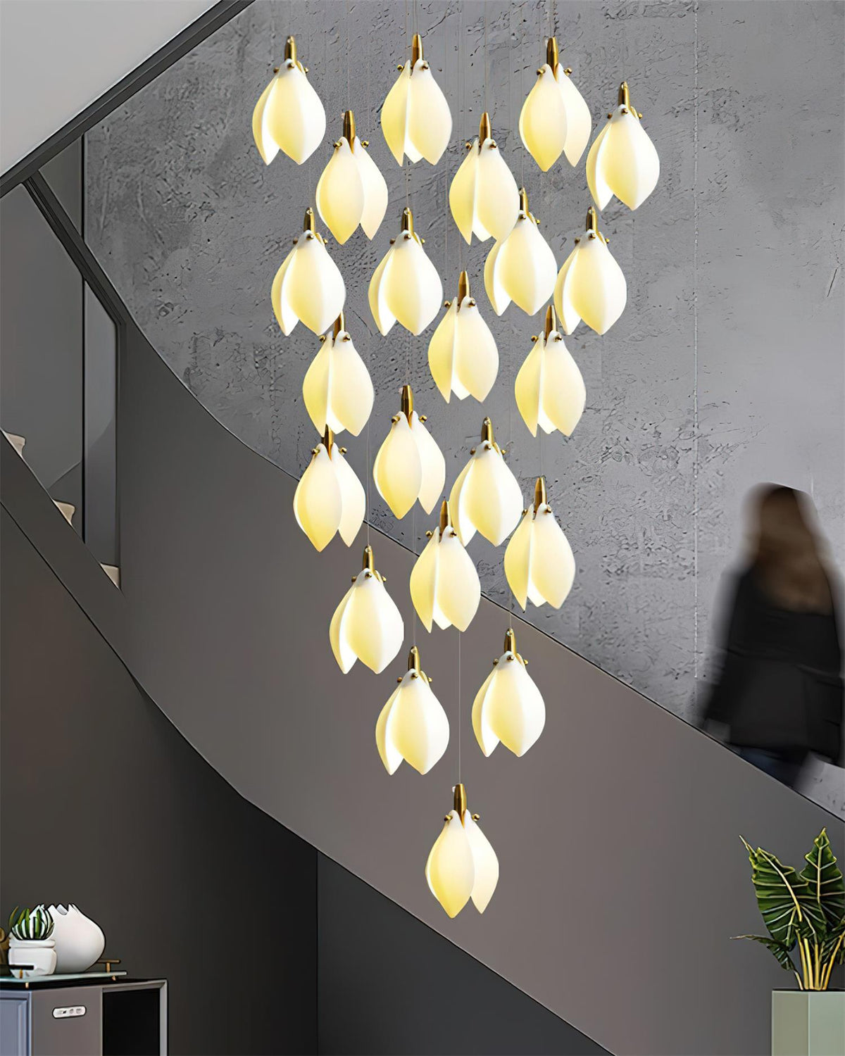 Lilium Drop Metal Chandelier — product view 3