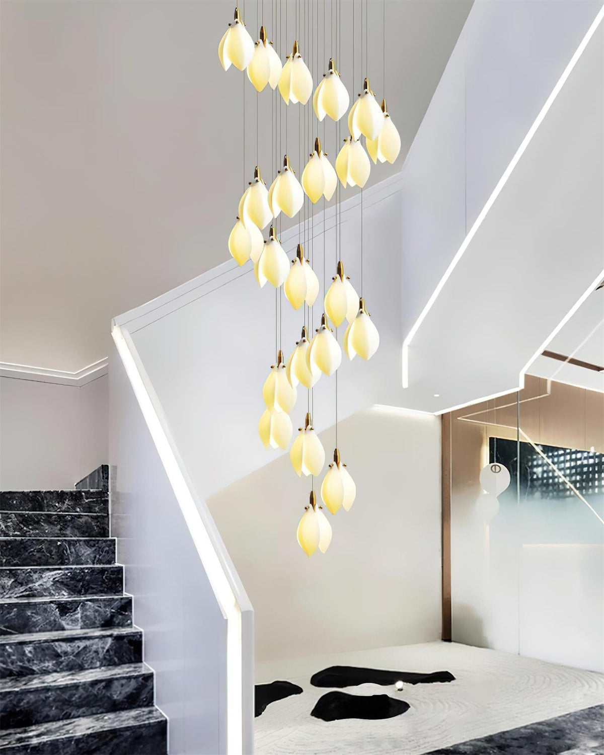 Lilium Drop Metal Chandelier — product view 4