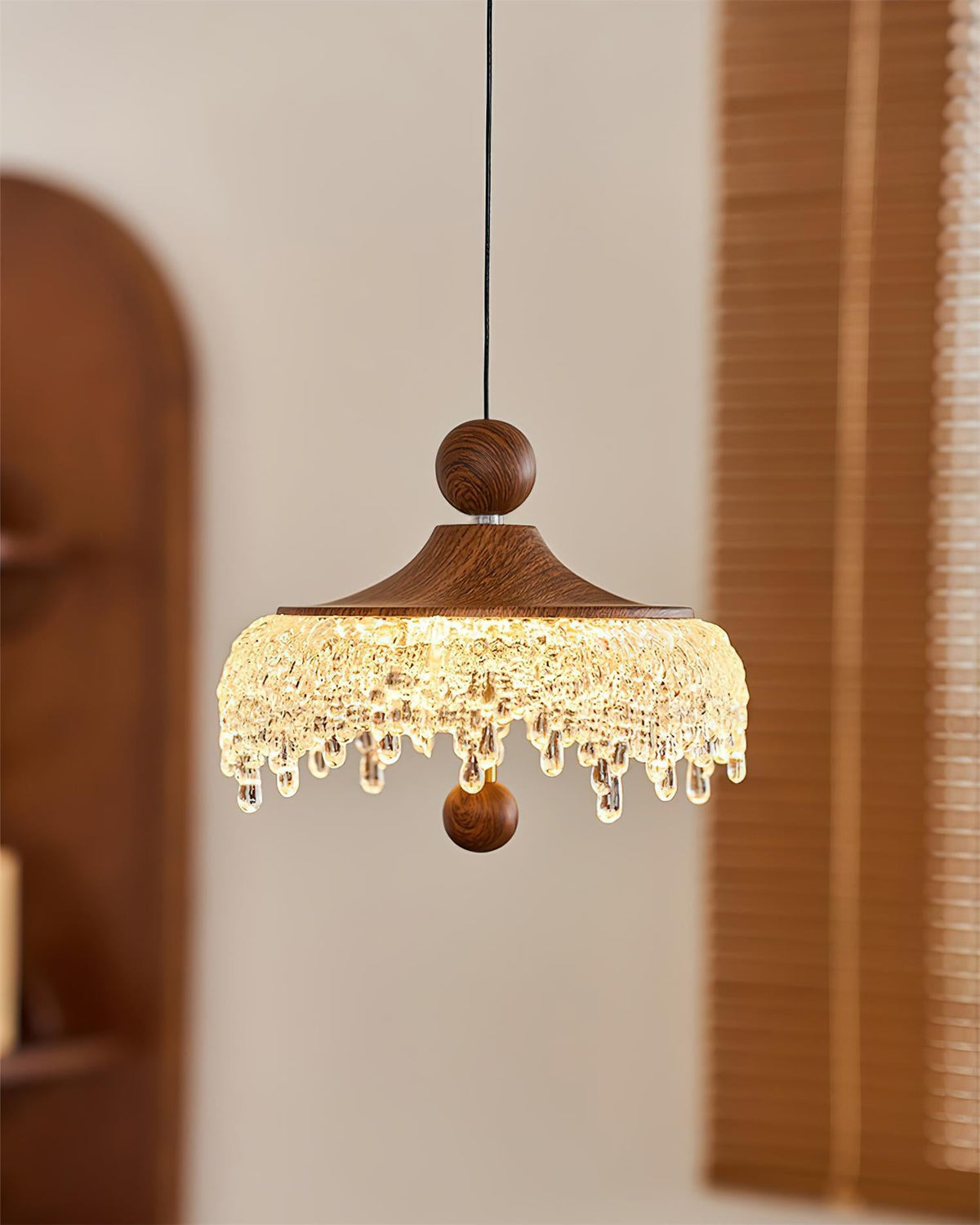 Dewdrop Halo Pendant Lamp — product view 3