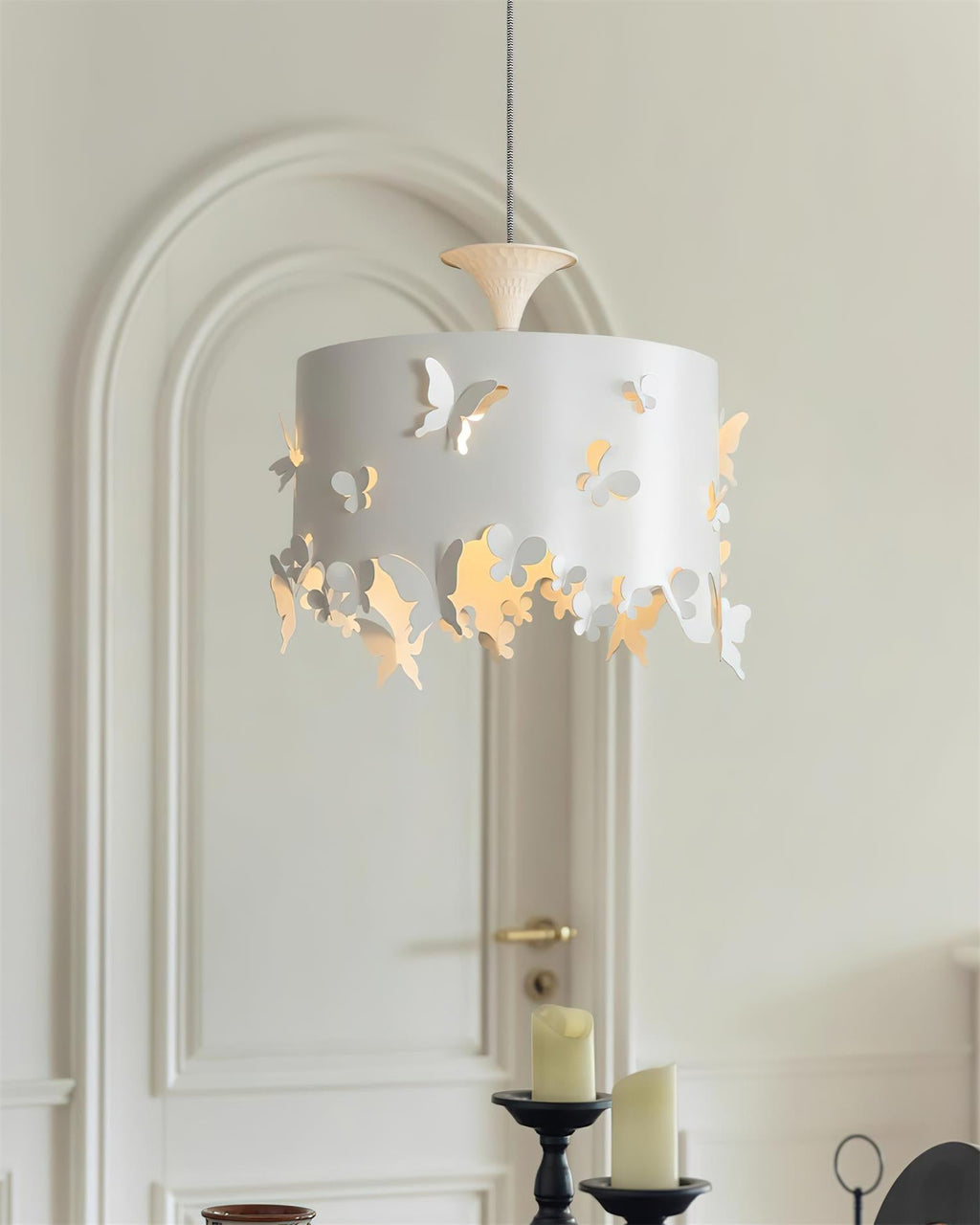 Lunefly Pendant Lamp — product view 2