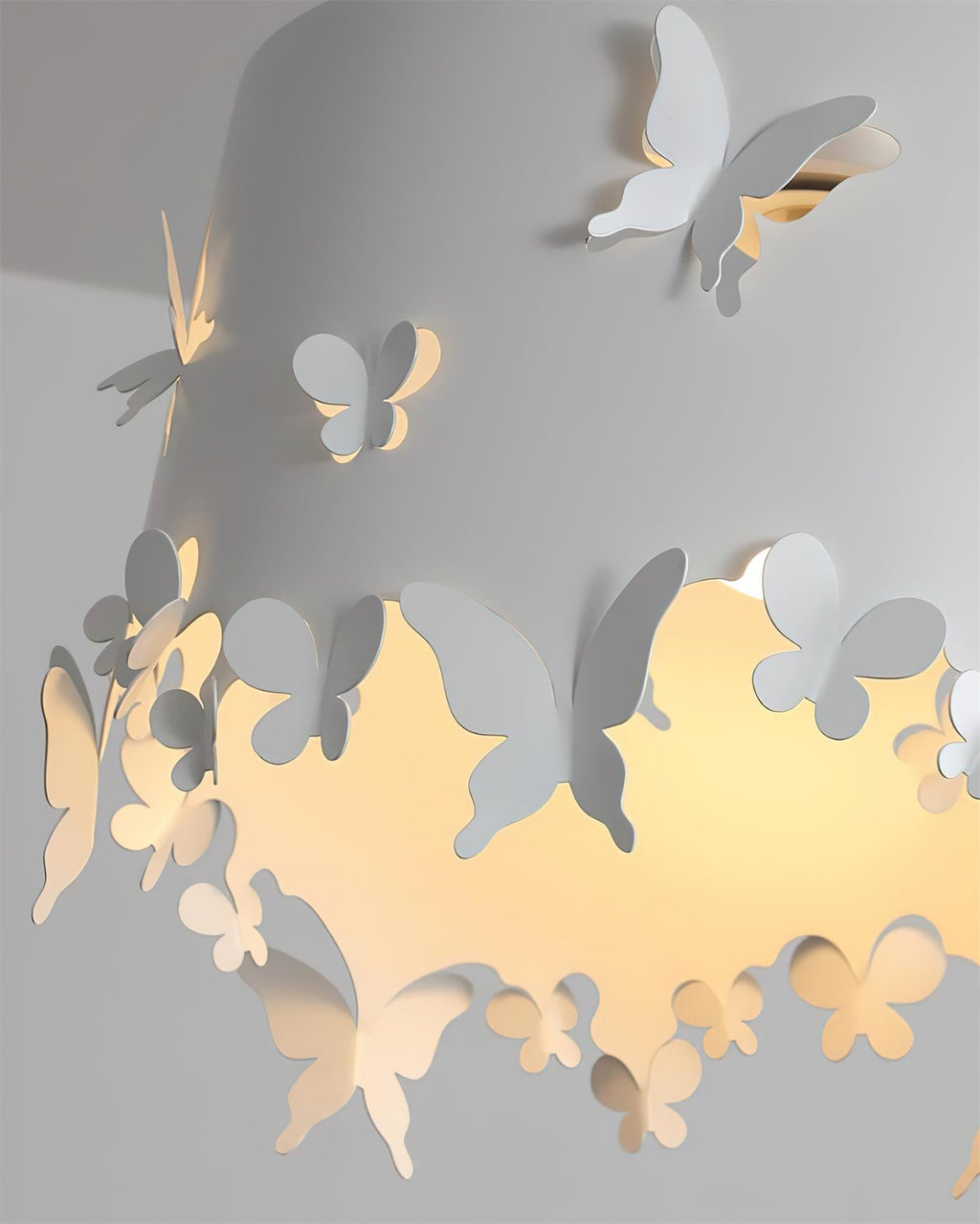 Lunefly Pendant Lamp — product view 8
