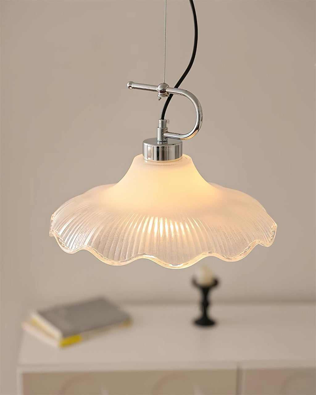 Wavelet Glass Pendant Lamp — product view 13