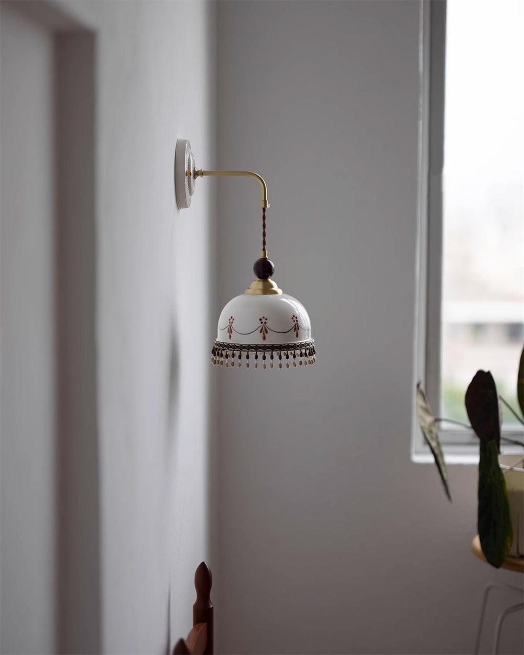 Noemi Wood Wall Lamp — product view 2