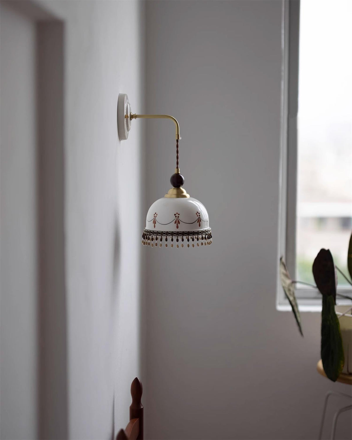 Noemi Wood Wall Lamp — product view 2