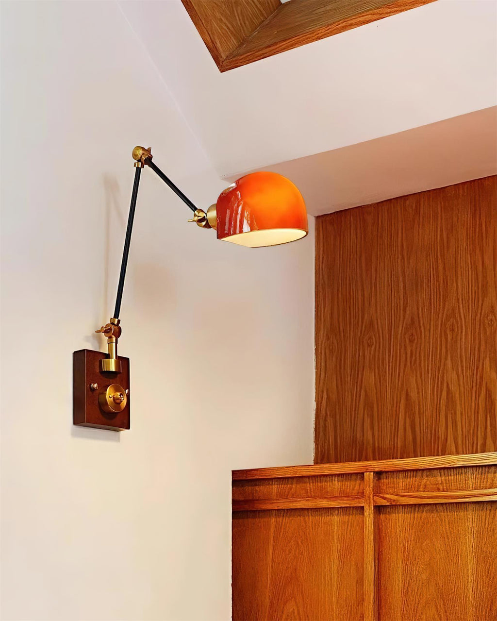 Cordova Glass Wall Lamp — product view 9