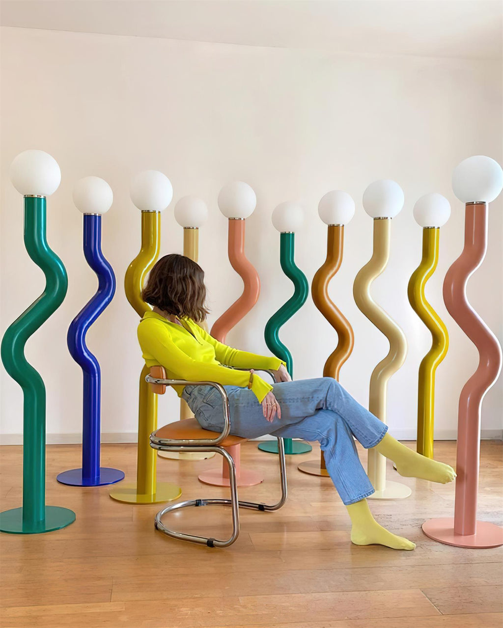 Twistie Glass Floor Lamp — product view 7