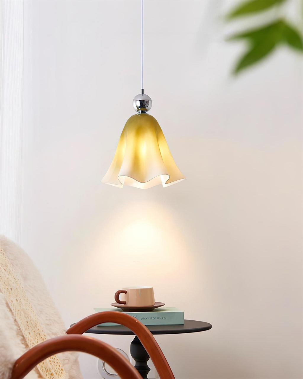 Vellia Glass Pendant Lamp — product view 9