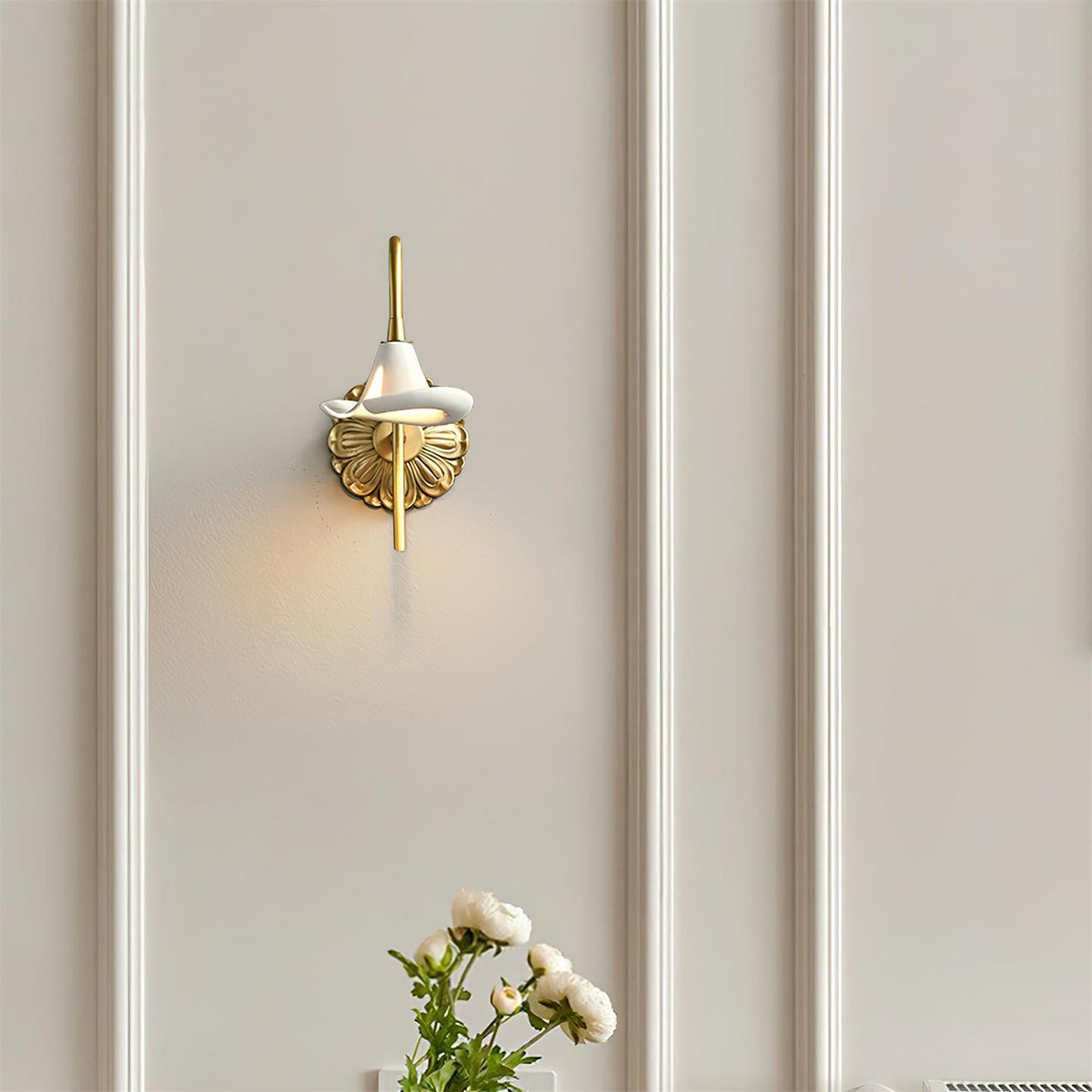 Calla Lily Wall Lamp — product view 8