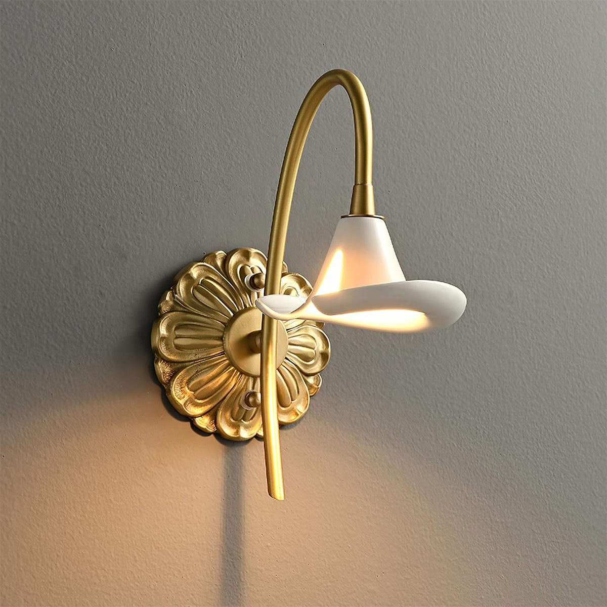 Calla Lily Wall Lamp — product view 9