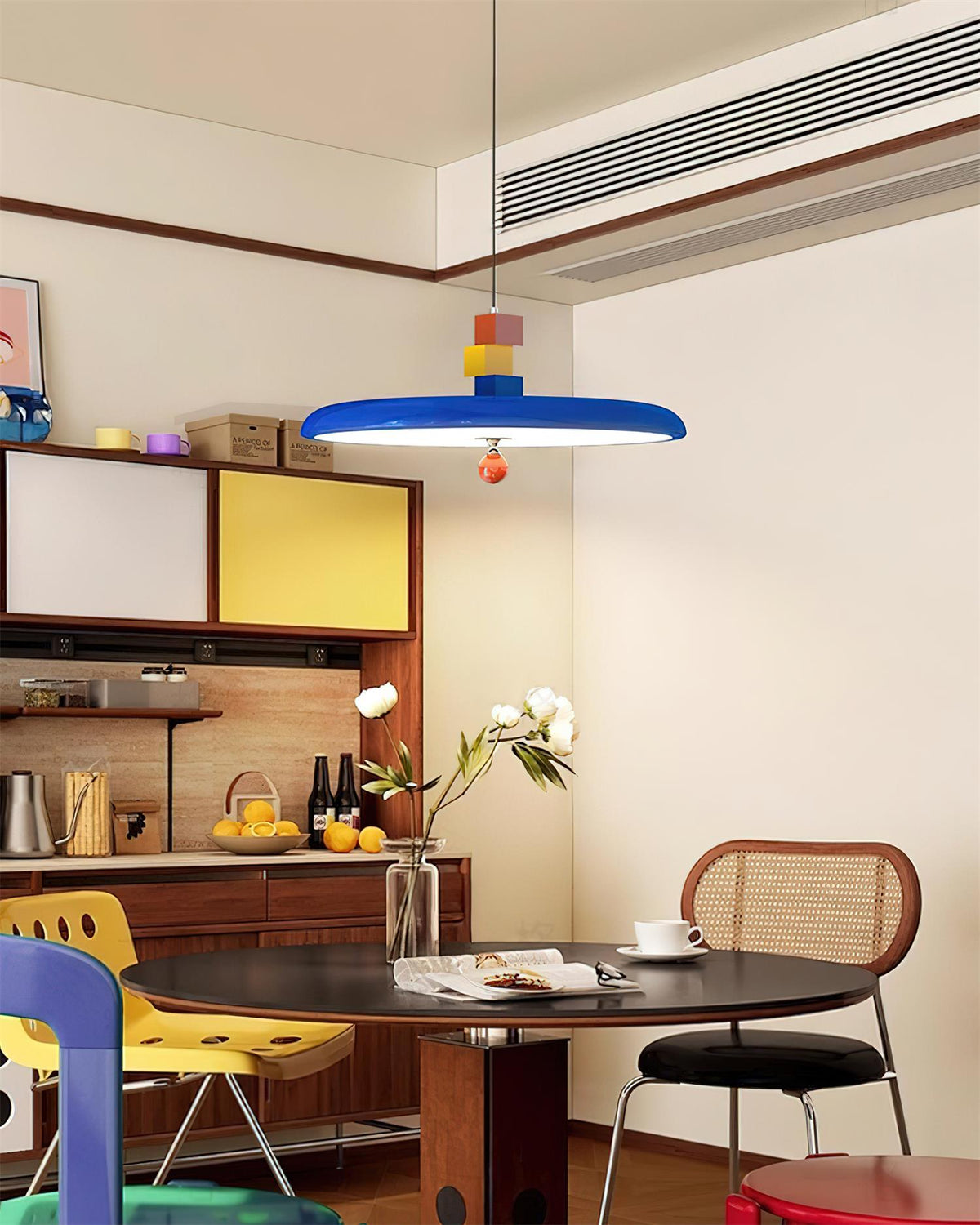 Zeno Metal Pendant Lamp — product view 3