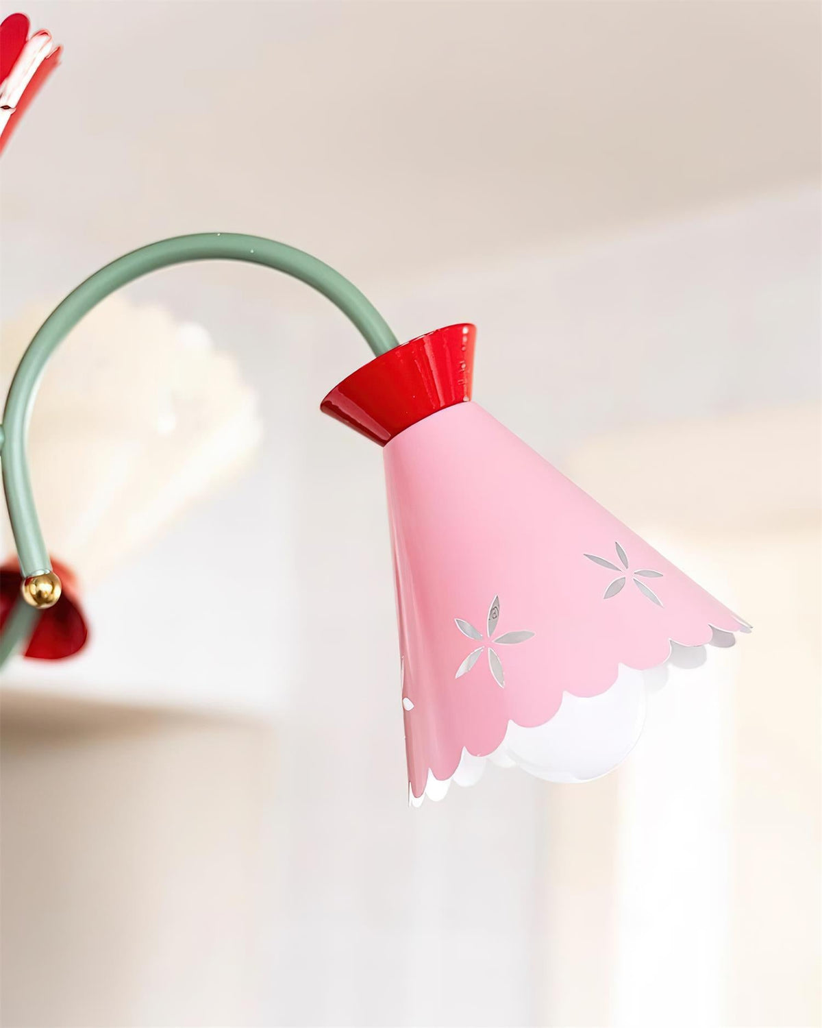 Pasteluxe Metal Chandelier — product view 10