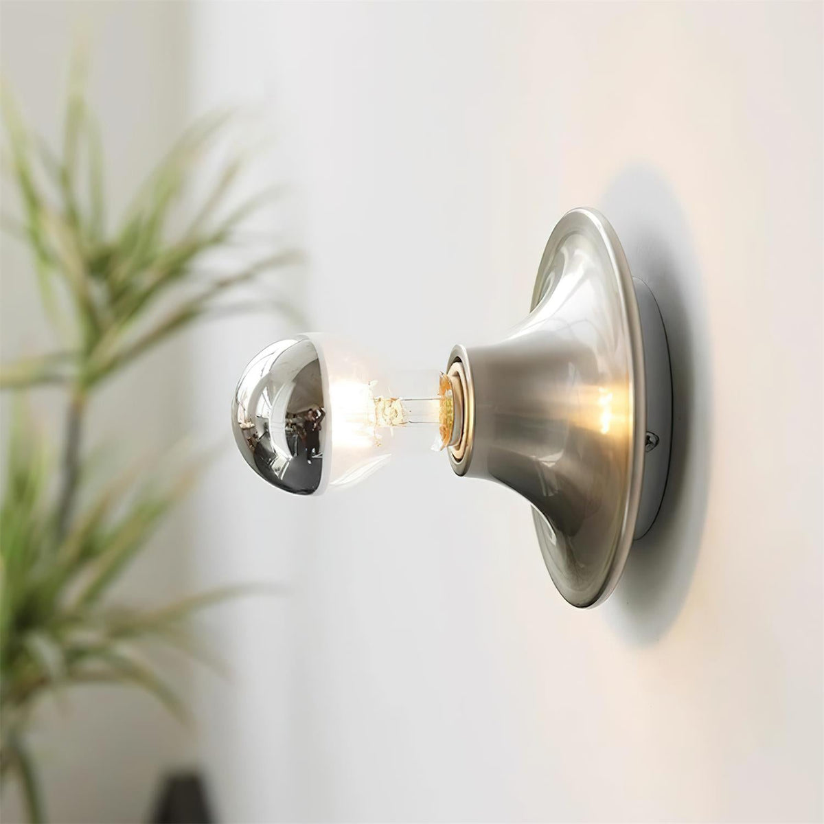 Radiora Wall Lamp — product view 11