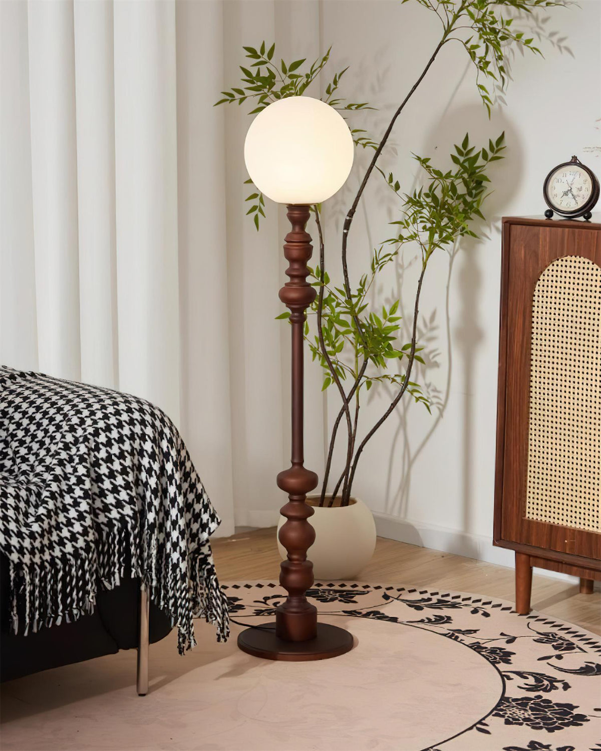 Sphereline Wood Floor Lamp — product view 14