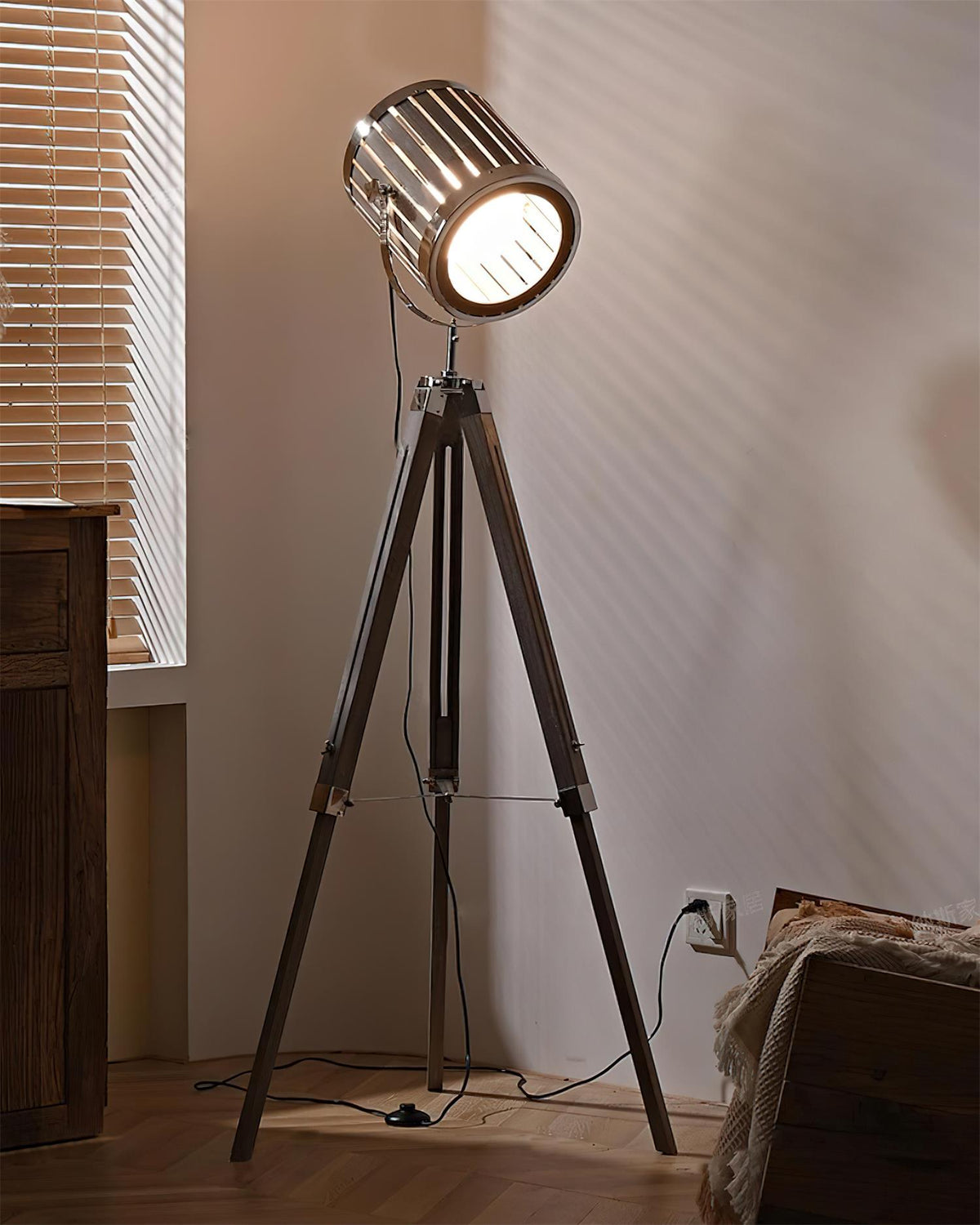 Visionaire Wood Floor Lamp — product view 16