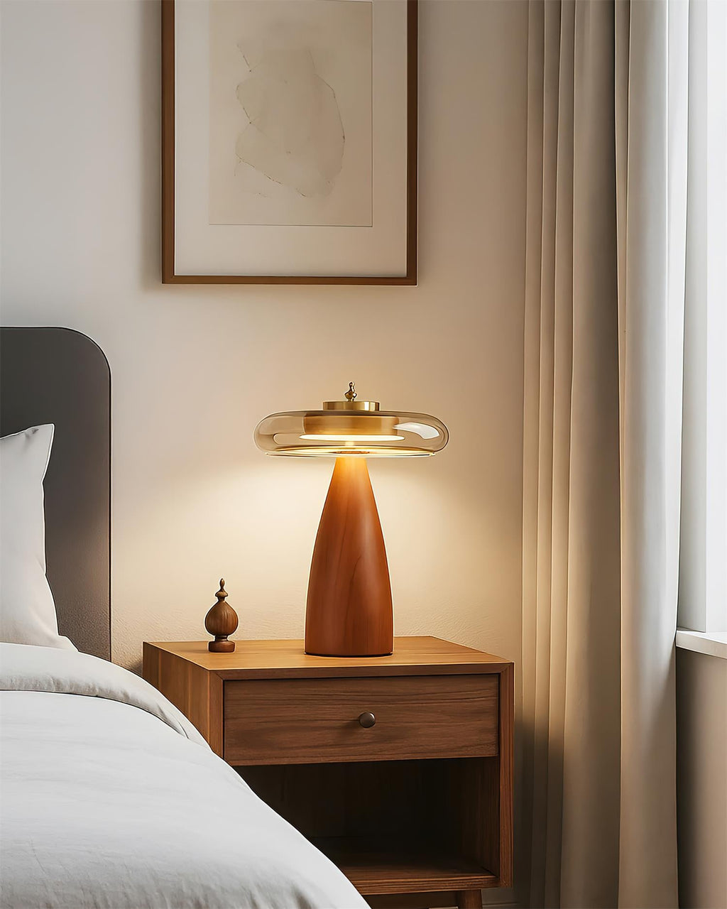 Solmira Glass Table Lamp — product view 3