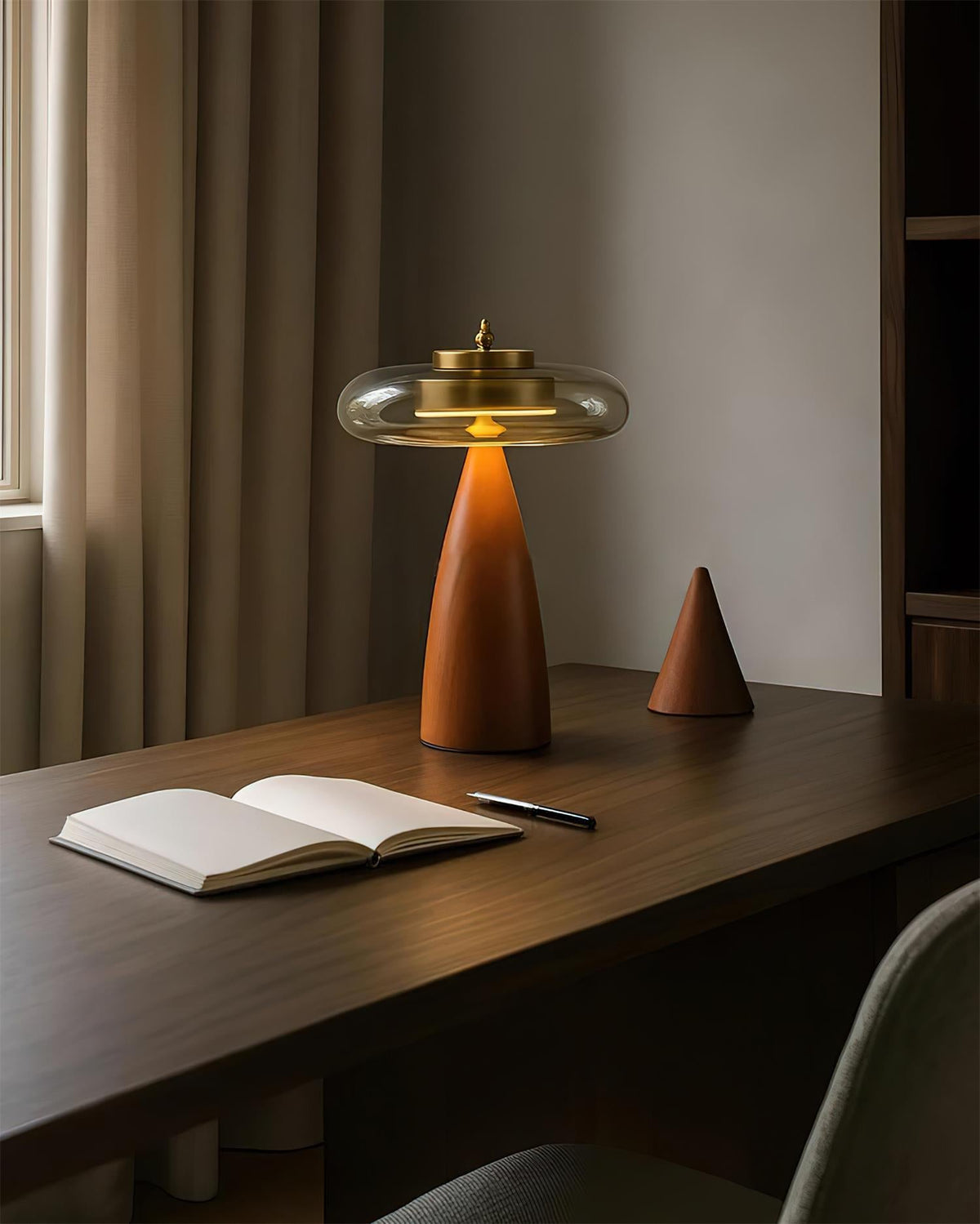 Solmira Glass Table Lamp — product view 6