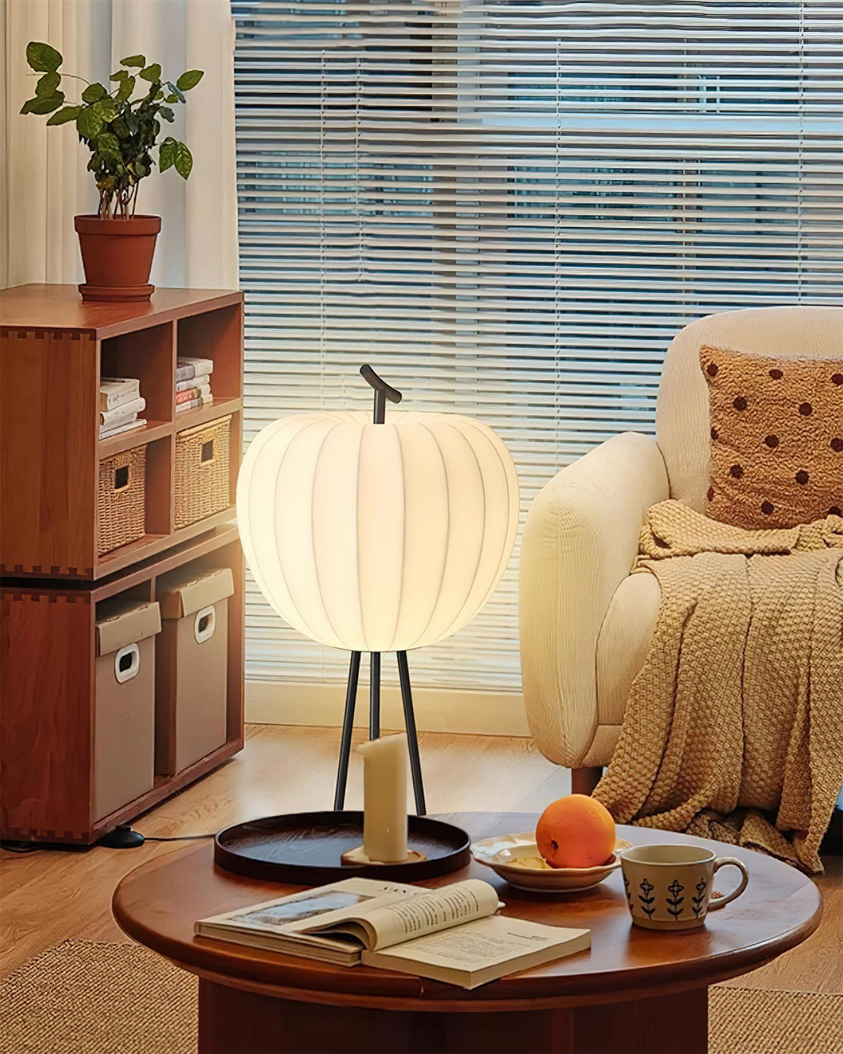 Melora Metal Floor Lamp — product view 3