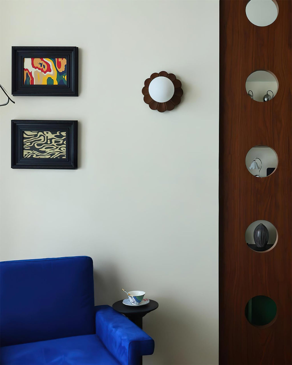 Flora Glow Glass Wall Lamp — product view 6
