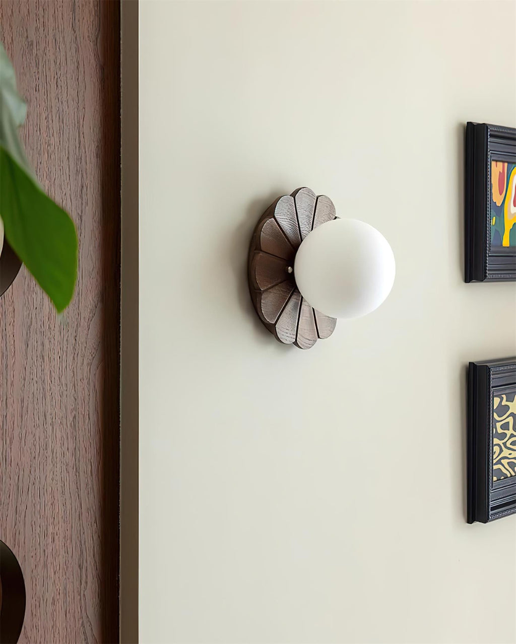Flora Glow Glass Wall Lamp — product view 8