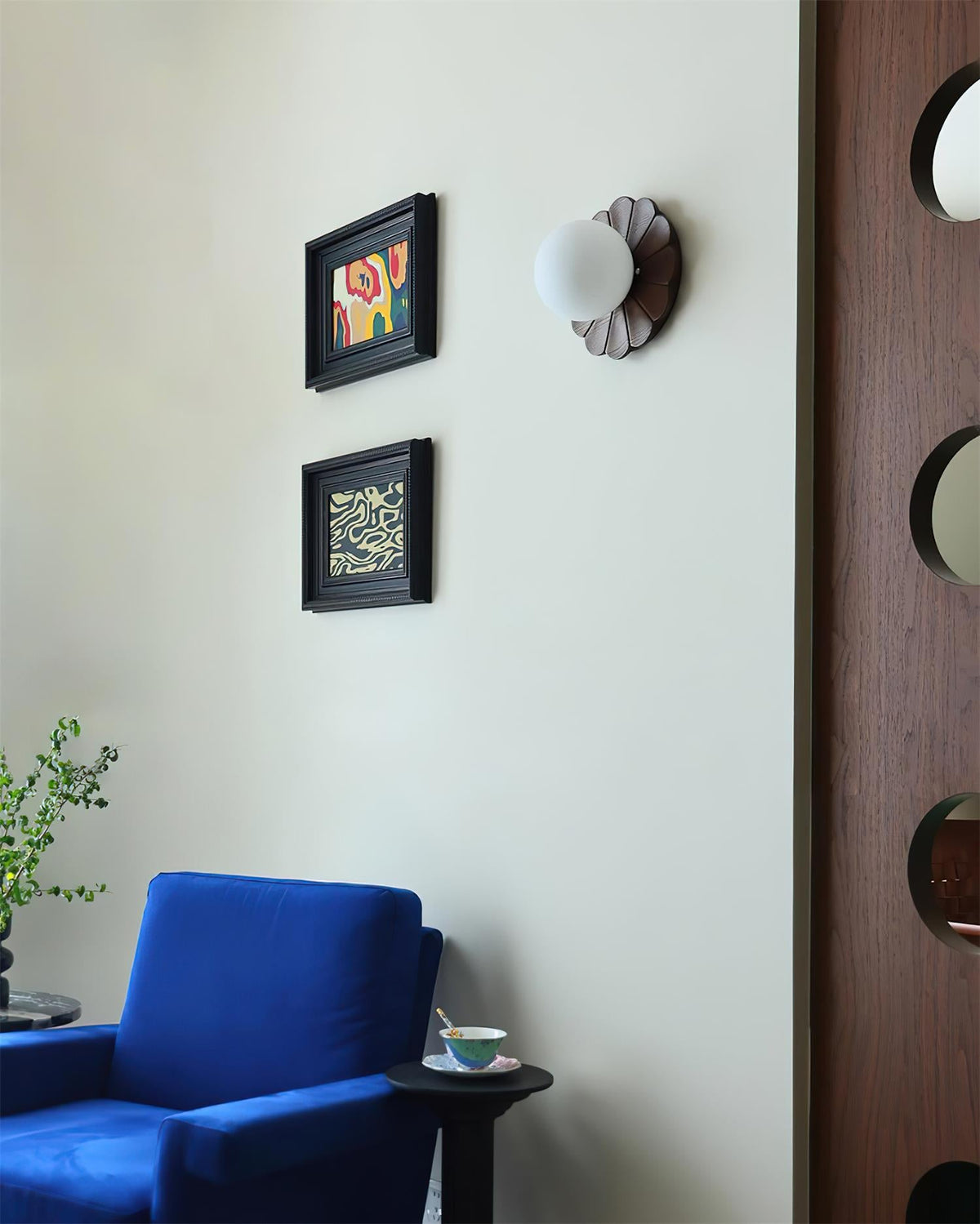 Flora Glow Glass Wall Lamp — product view 12