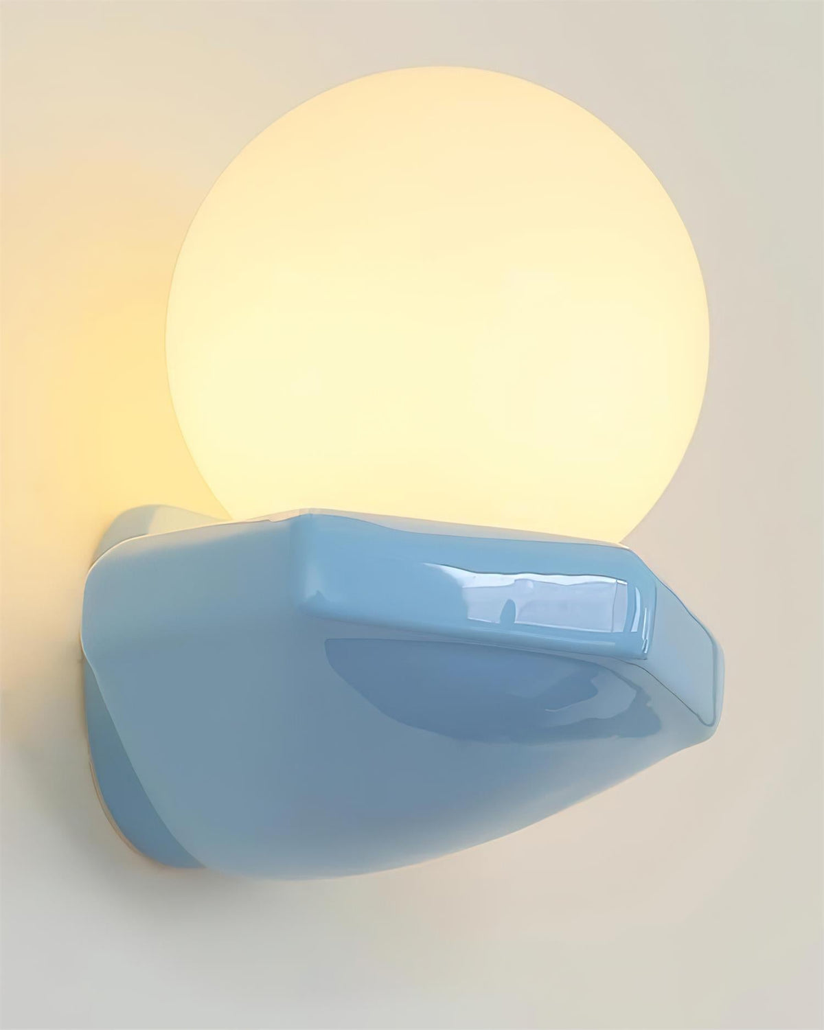 Bluora Wall Lamp — product view 18