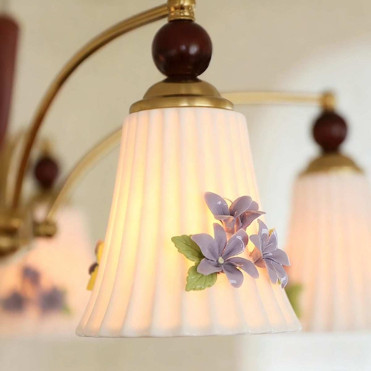 Fiorenta Wood Chandelier — product view 13