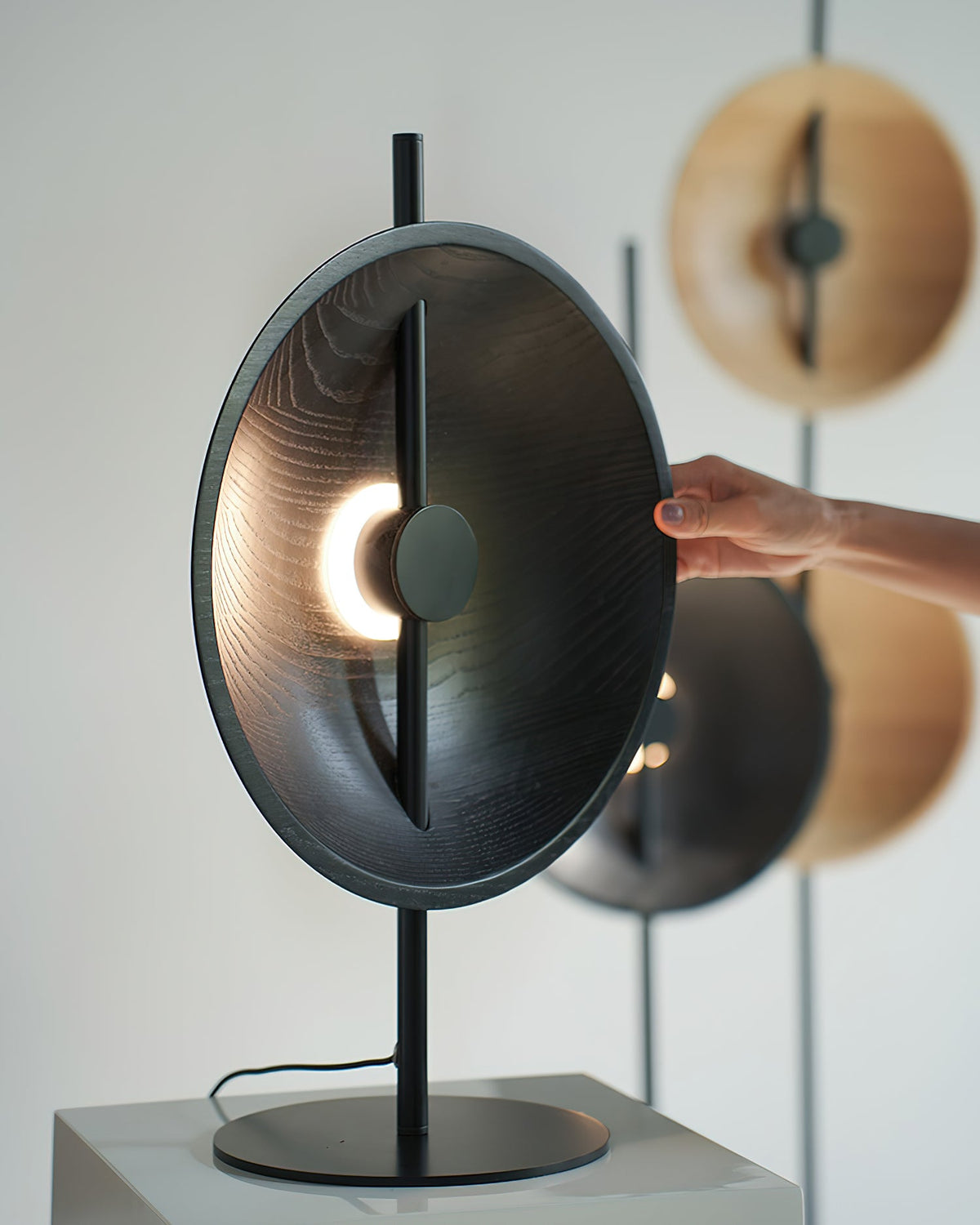 Wood Disc Table Lamp — product view 7
