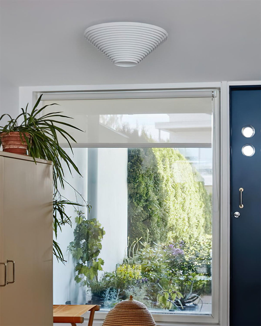 A662 Metal Ceiling Lamp — product view 3