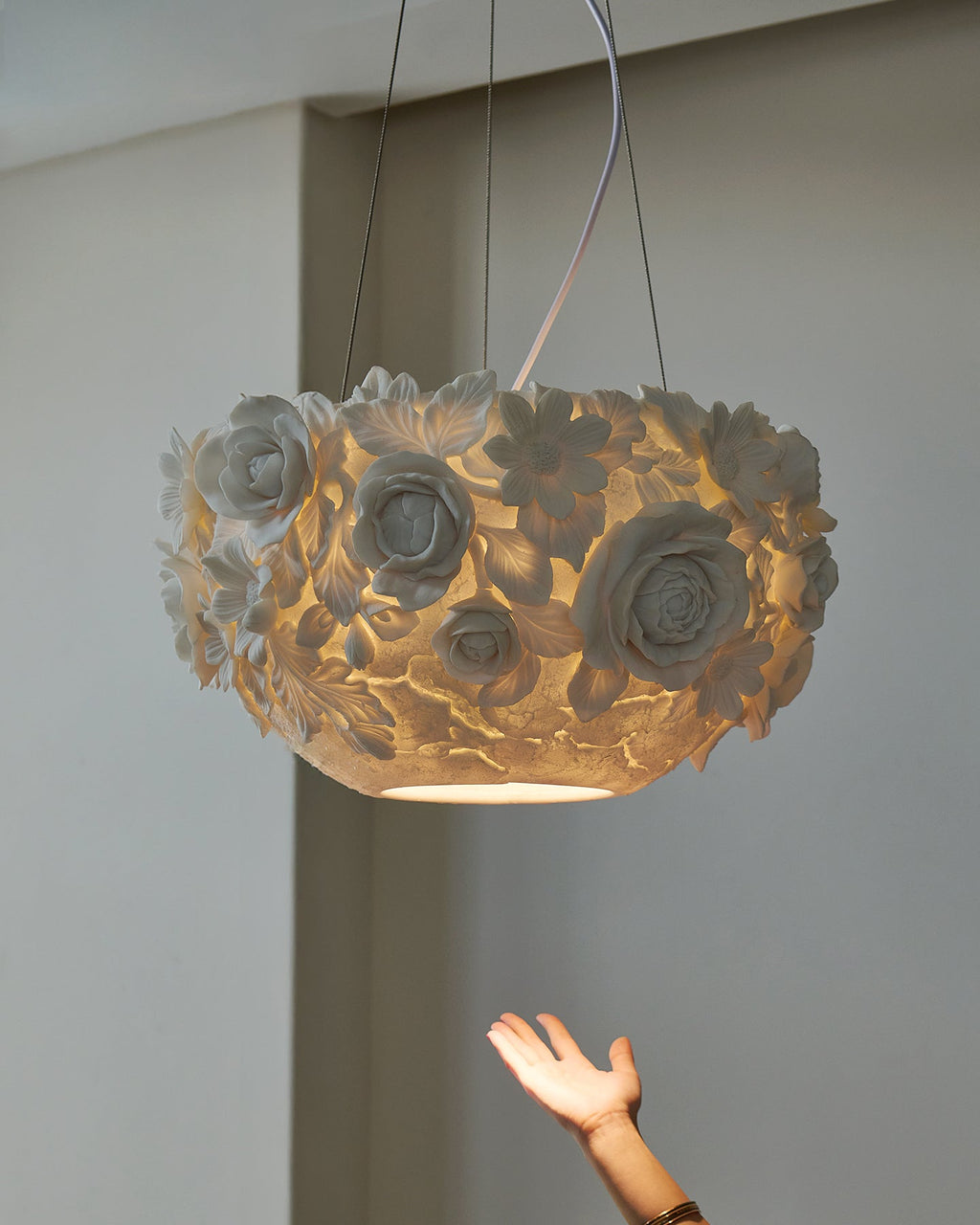 Bouquet Metal Pendant Lamp — product view 2