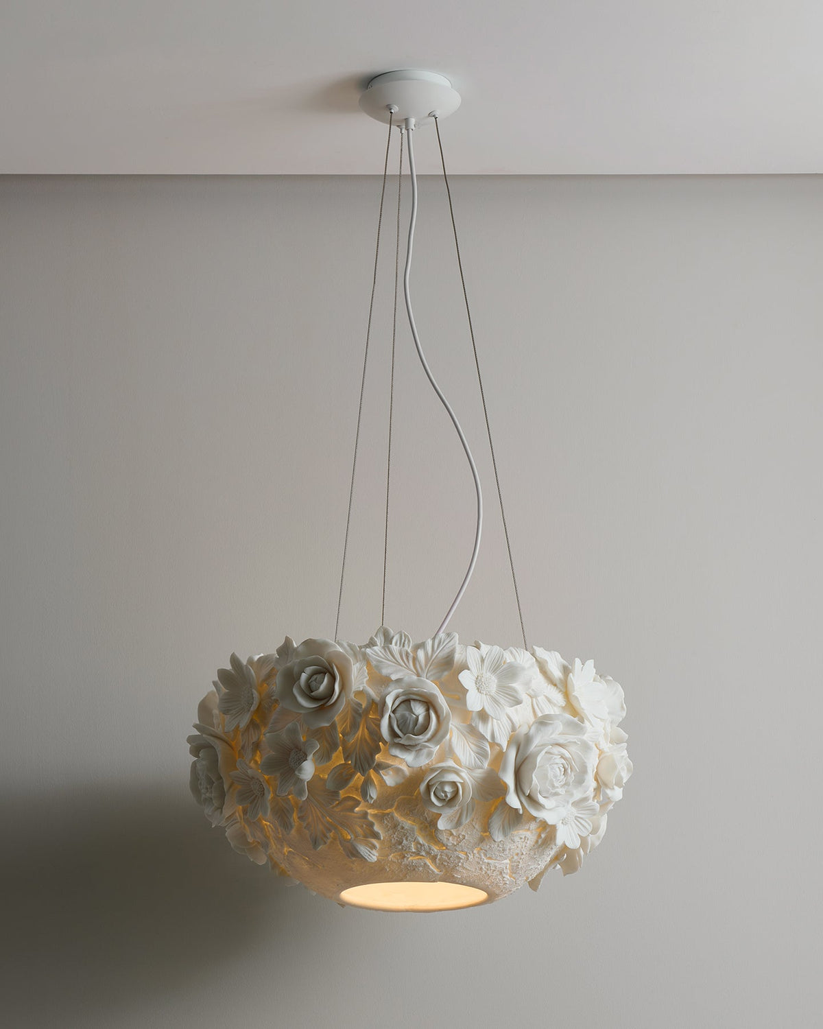 Bouquet Metal Pendant Lamp — product view 9