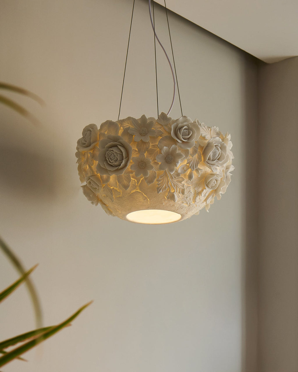 Bouquet Metal Pendant Lamp — product view 13