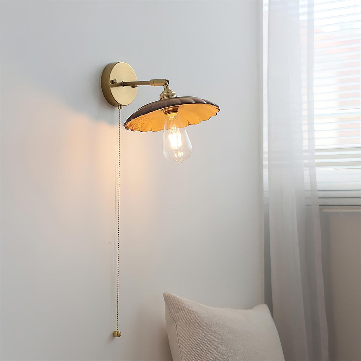 Toffee Bloom Wood Wall Lamp — product view 2