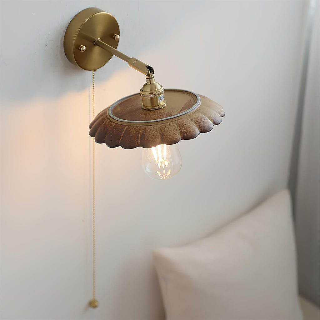 Toffee Bloom Wood Wall Lamp — product view 4