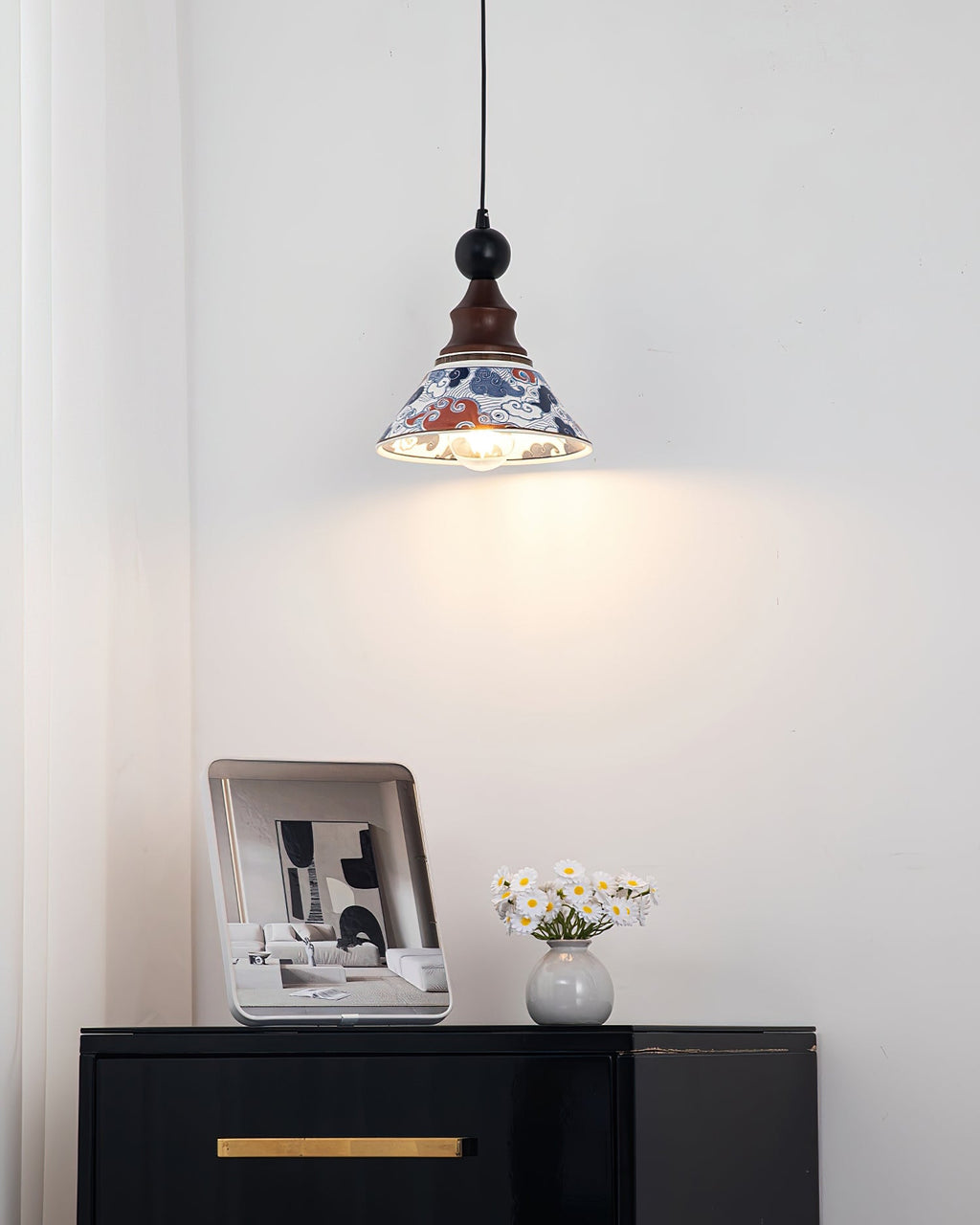 Delft Garden Wood Pendant Lamp — product view 2