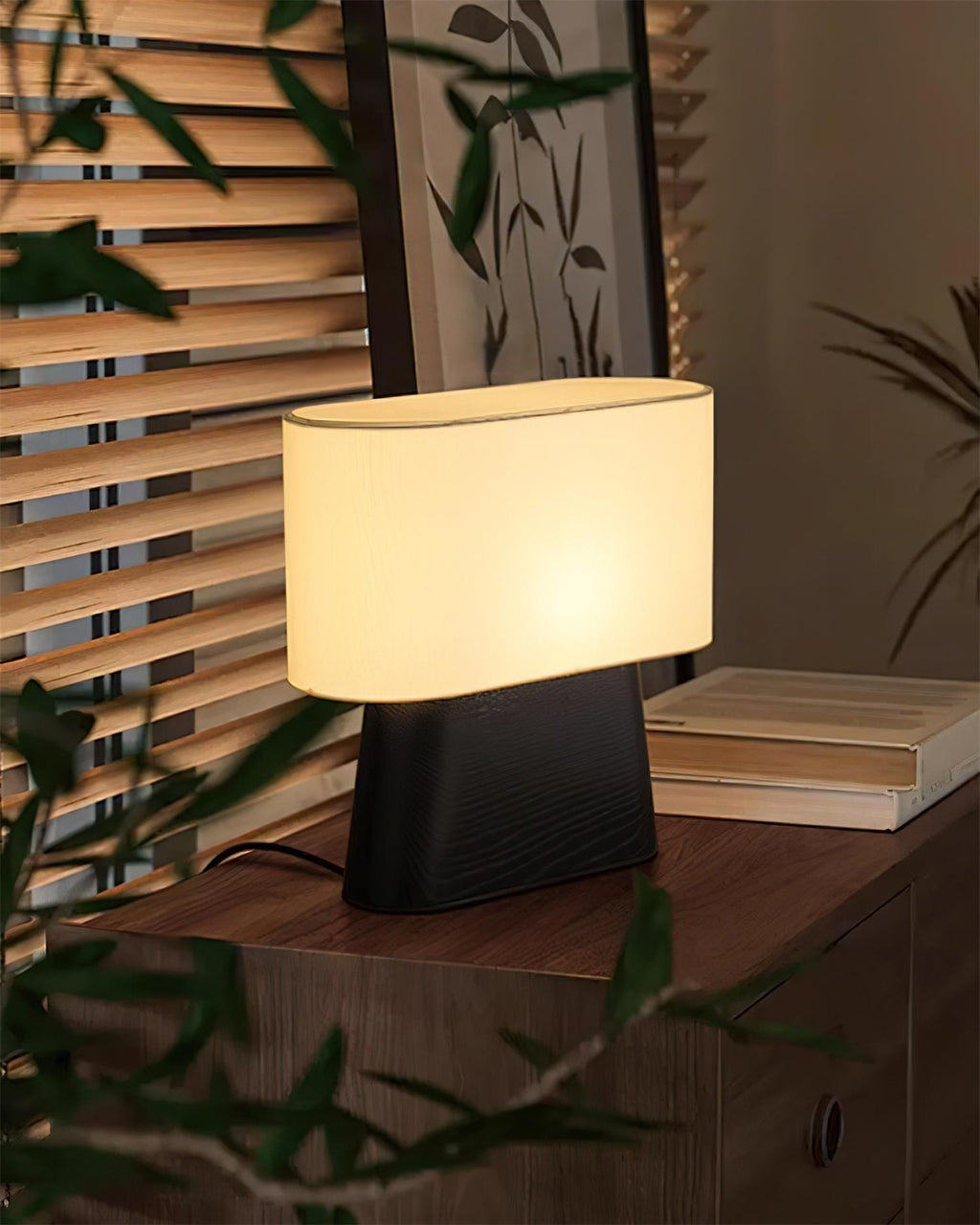 Vero Wood Table Lamp — product view 3