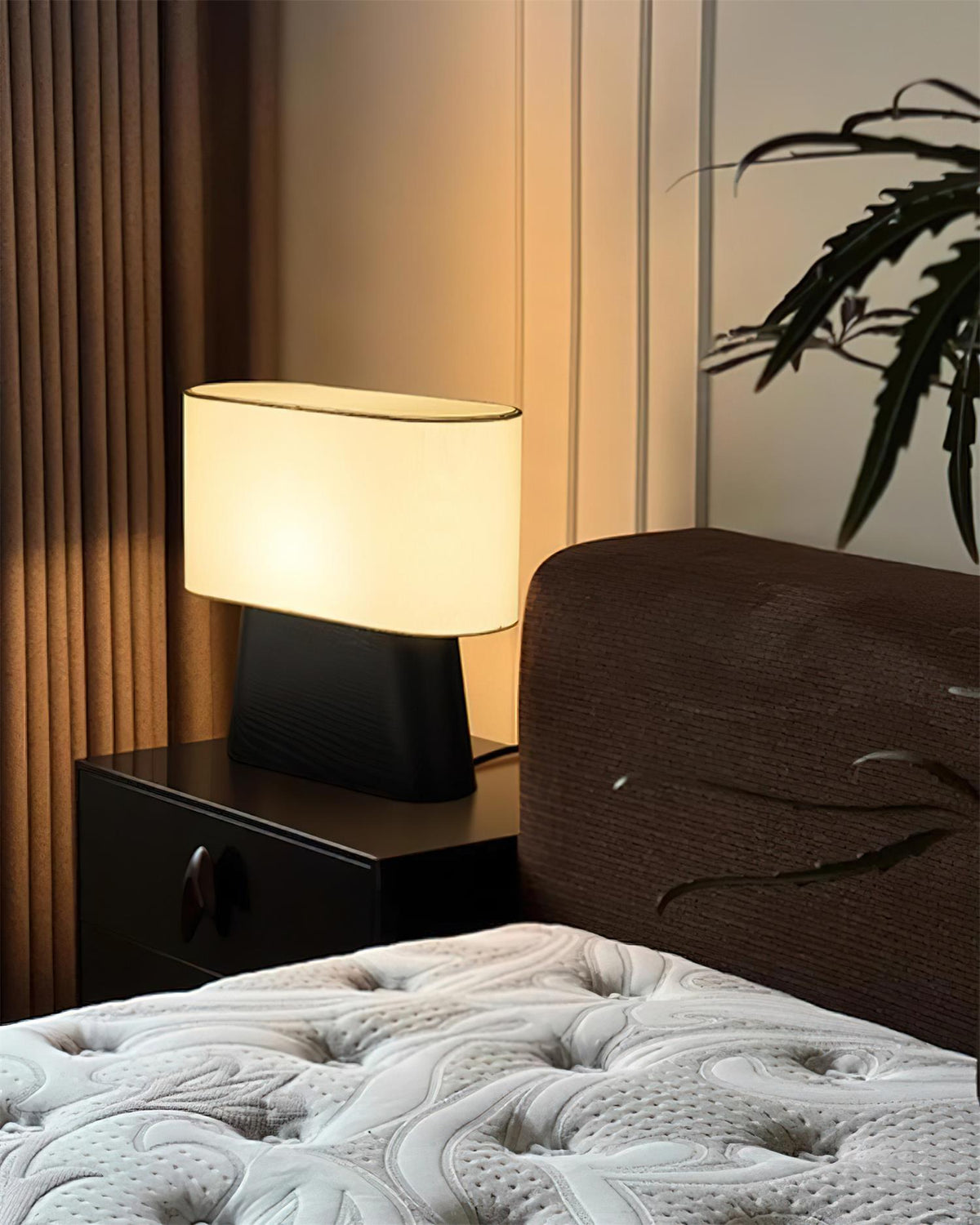 Vero Wood Table Lamp — product view 10