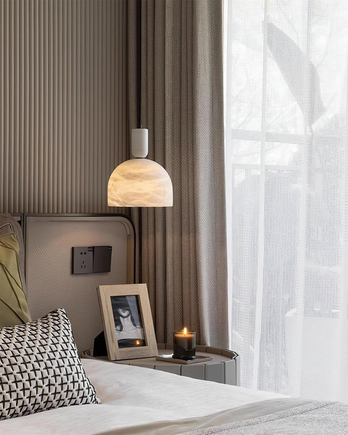 Ellouz Alabaster Pendant Lamp — product view 3