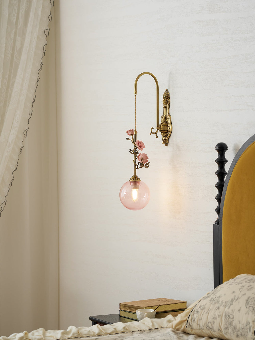 Lunafleur Glass Wall Lamp — product view 24