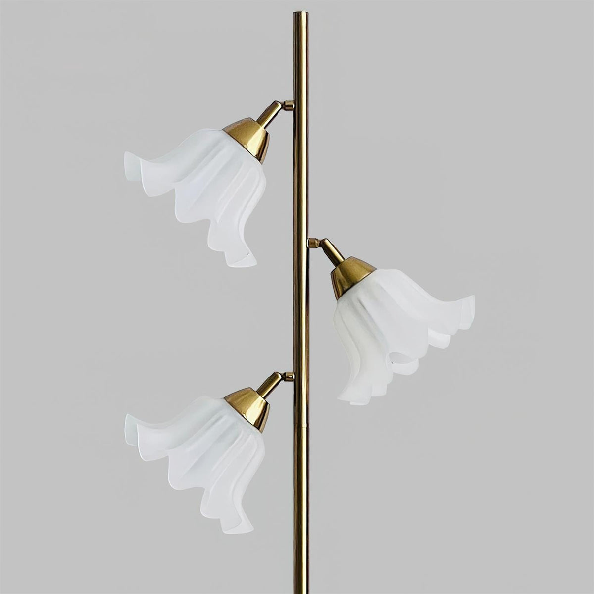 Vervina Metal Floor Lamp — product view 10