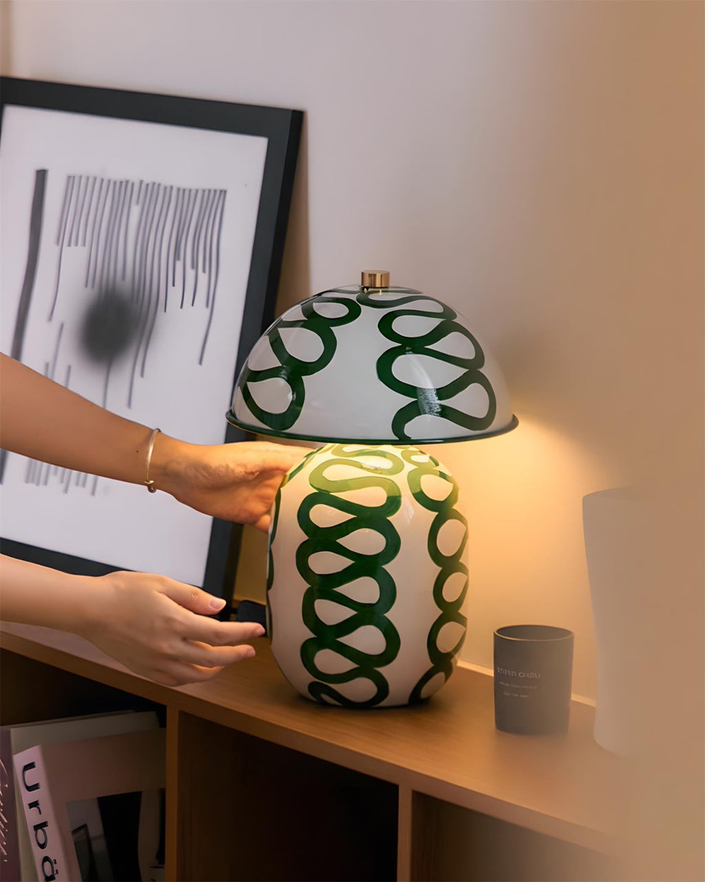 Sketch Metal Table Lamp — product view 6
