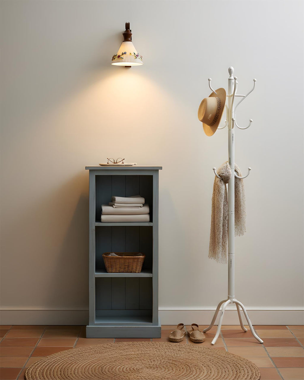 Bloomset Wood Wall Lamp — product view 9