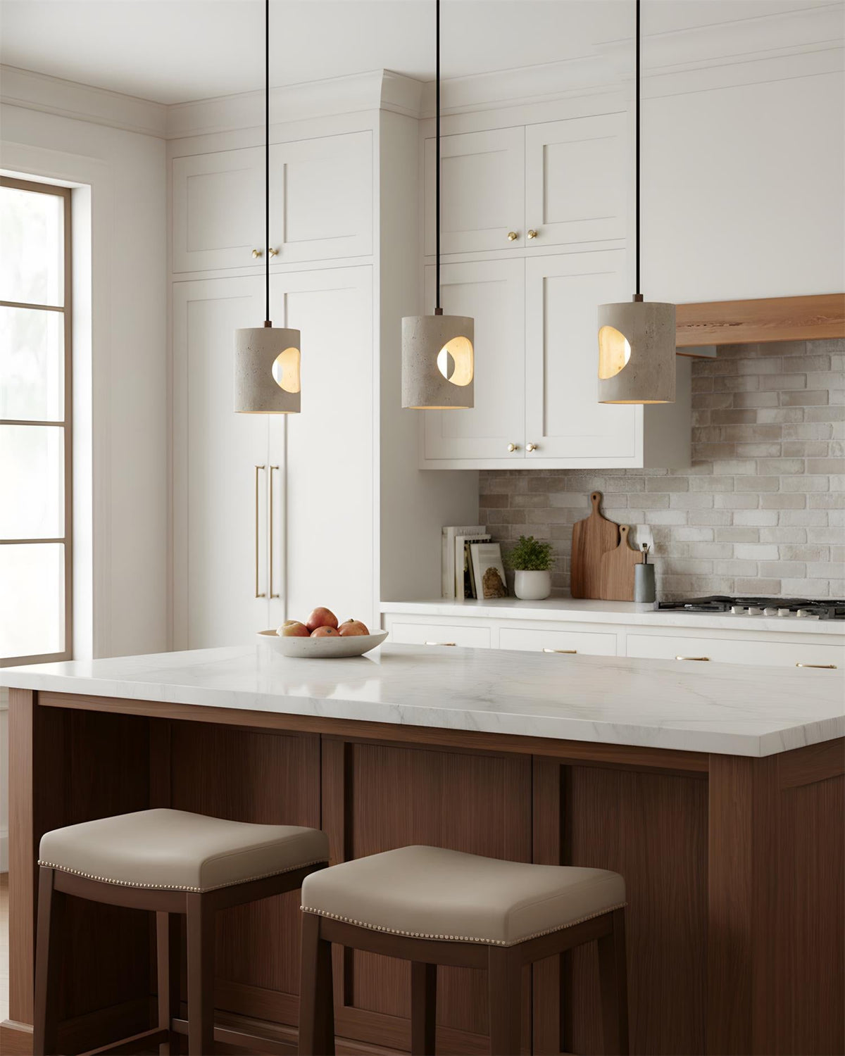 Mintra Travertine Pendant Lamp — product view 7