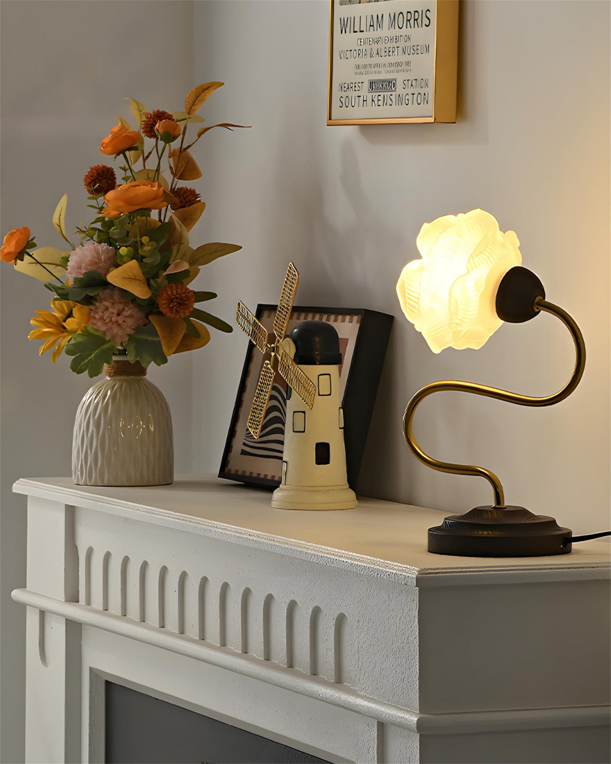 Everbud Glass Table Lamp — product view 13