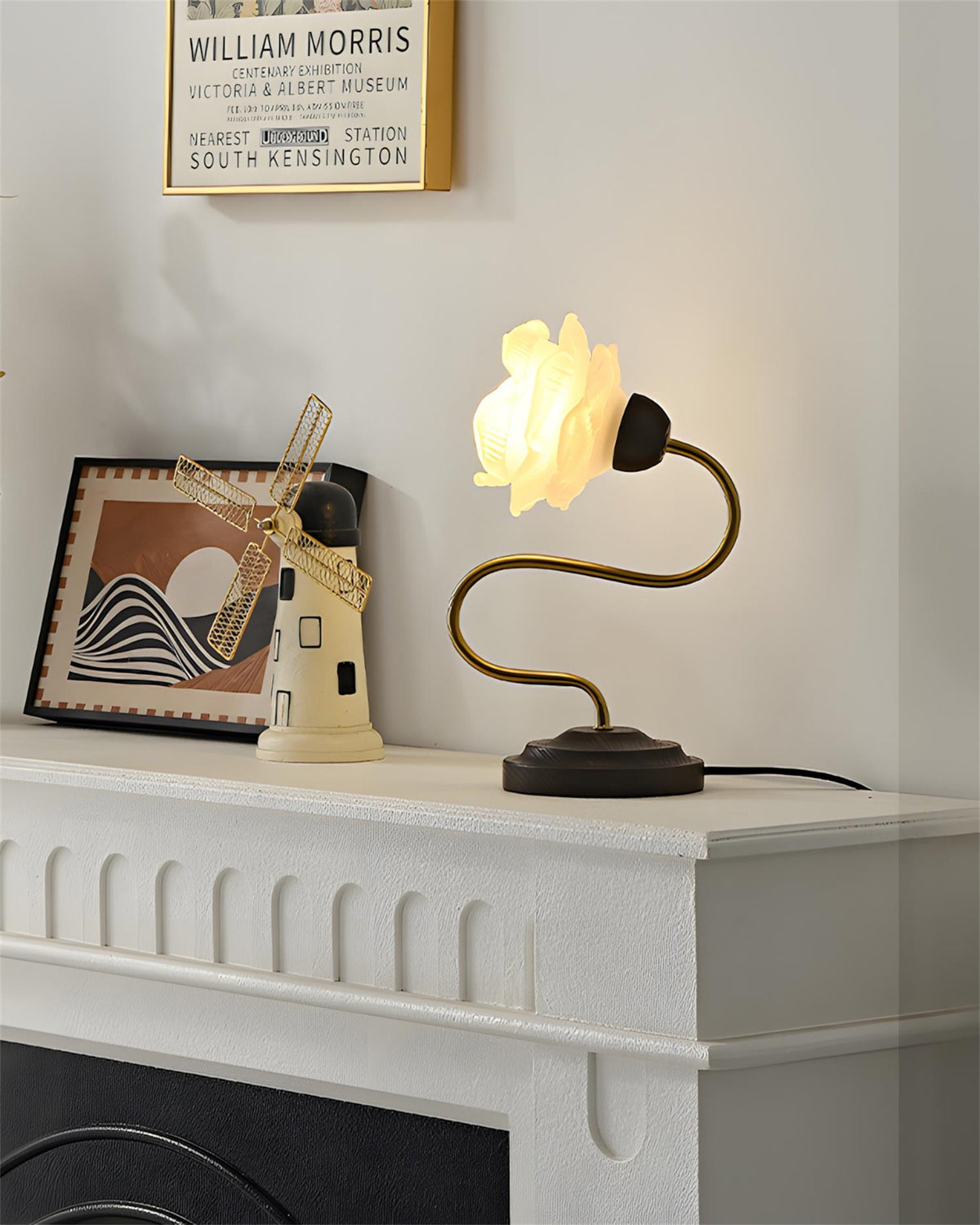 Everbud Glass Table Lamp — product view 14