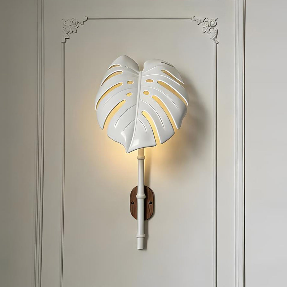 Folium Glass Wall Lamp — product view 2